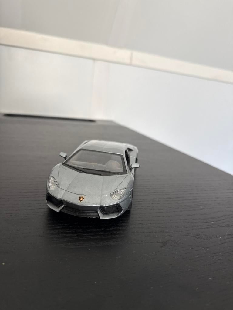 Grijze Lamborghini Aventador modelauto, Auto, 1:32 tot 1:50, Zo goed als nieuw, Ophalen