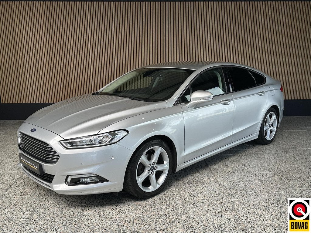 Ford Mondeo 1.5 Titanium Trekhaak | Camera | Navi, Auto's, Ford, Stof, 4 cilinders, Mondeo, 160 pk