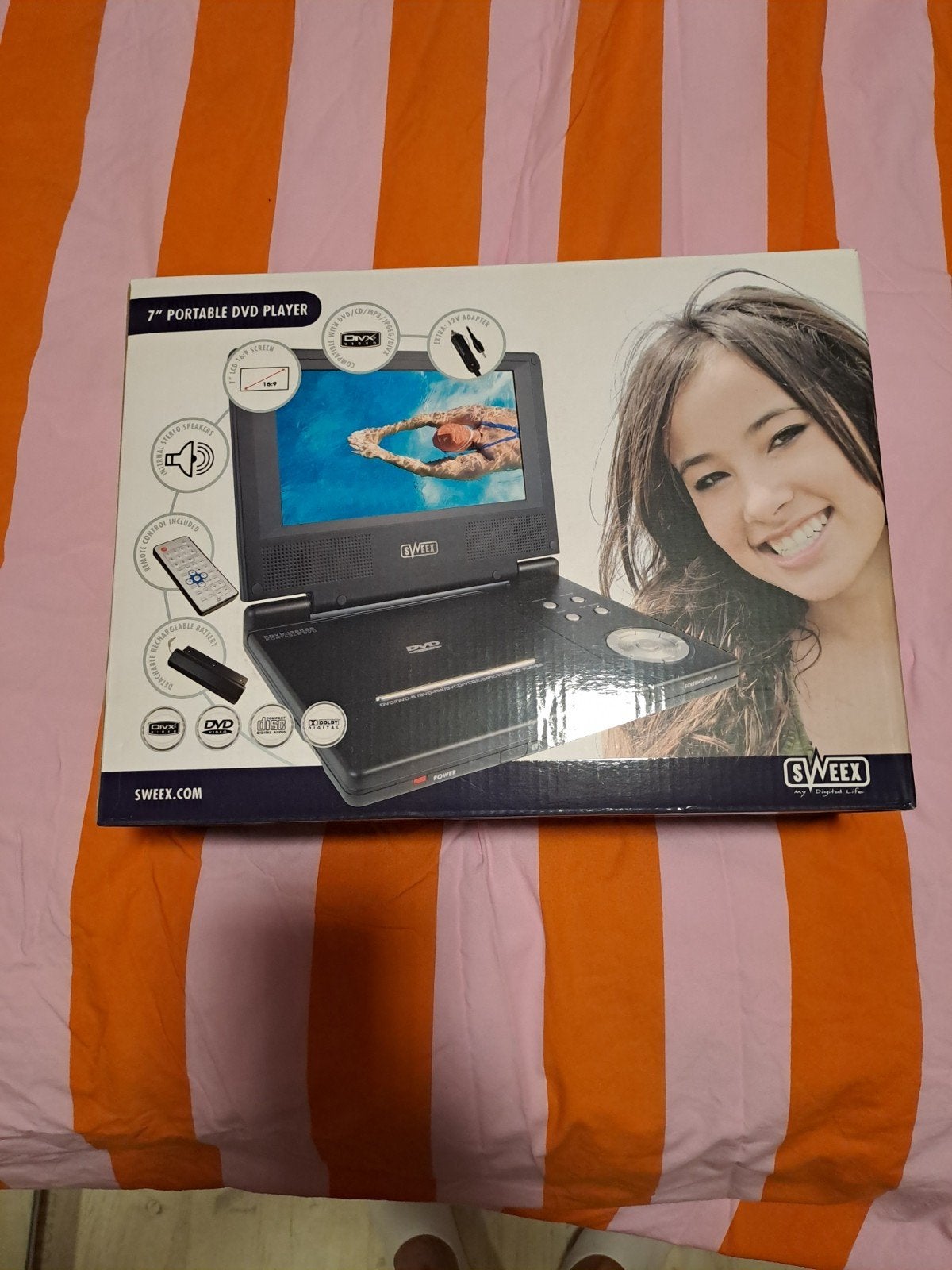 Sweex 7" Draagbare DVD Speler MM100 - in doos, Audio, Tv en Foto, Dvd-spelers, Draagbaar, Nieuw, Ophalen of Verzenden, Overige merken
