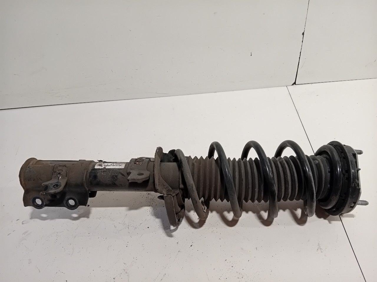 Veerpoot links voor Ford Fiesta, Onderdelen@venauto.nl, Van der Ven Autorecycling B.V., Gebruikt, Ettenseweg 76, 4706 PB Roosendaal, The Netherlands