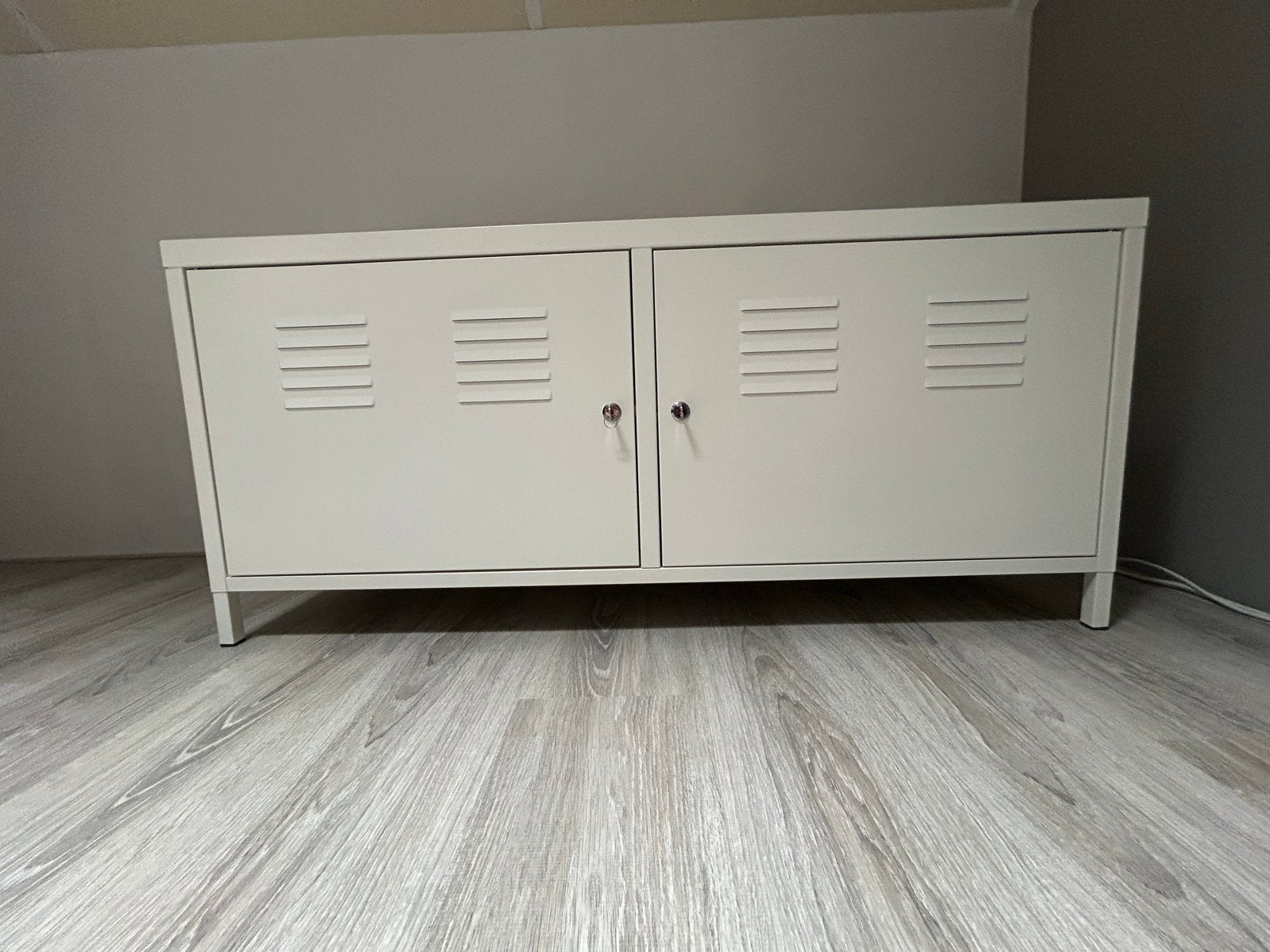 IKEA PS Industrieel Kast/TV Meubel - Zo goed als nieuw, Ophalen, 100 tot 150 cm, Zo goed als nieuw, Minder dan 100 cm