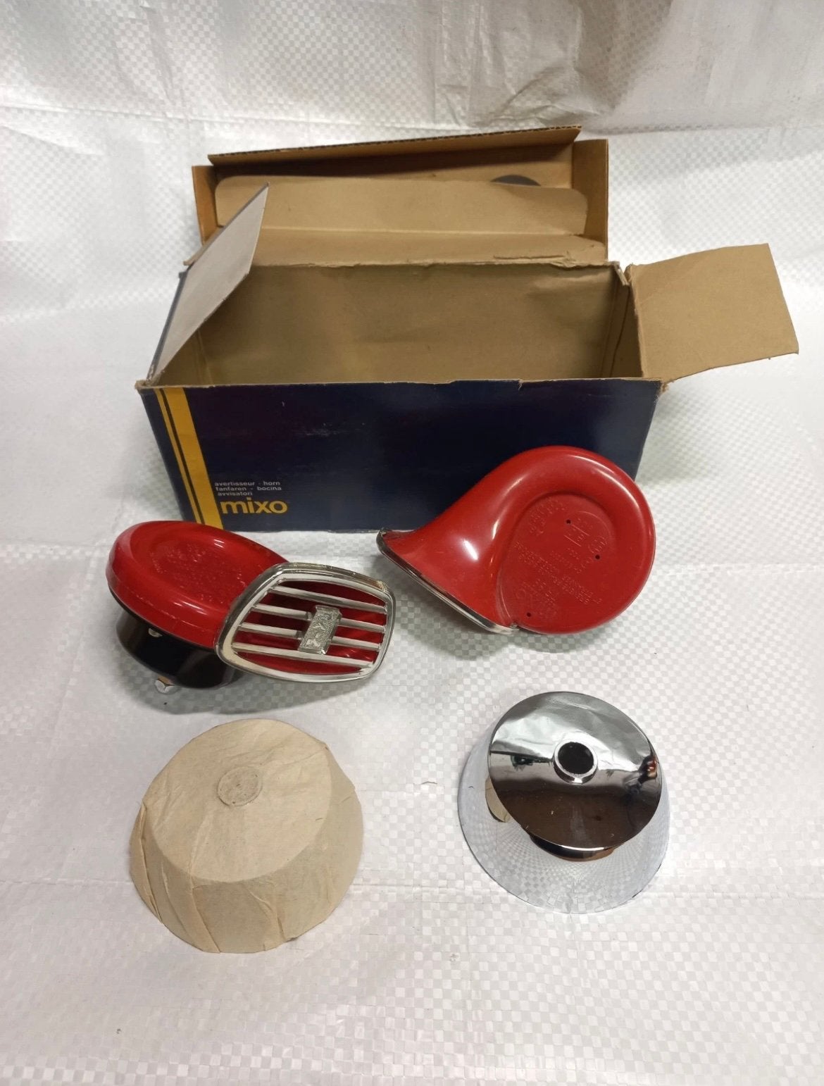 Mixo TR89 klaxon set hoog/laag met chrome covers, Ophalen of Verzenden