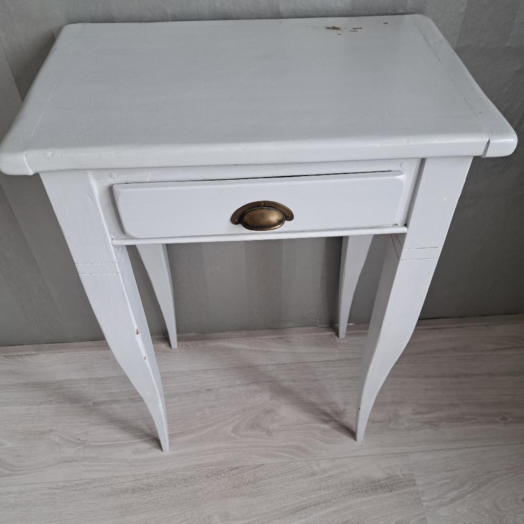 Kleine grenen sidetable, Ophalen, Gebruikt, 50 tot 100 cm, Grenenhout