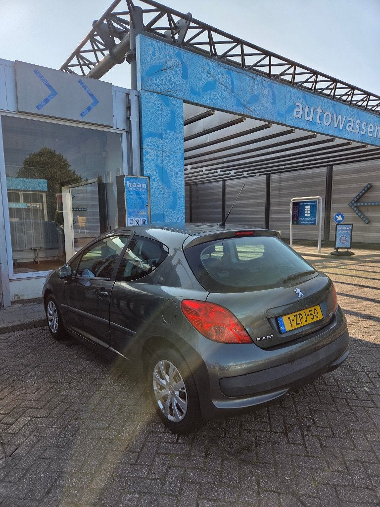 Peugeot 207 1.4 16V APK | Airco | Ruilen mogelijk, Zwart, 4 cilinders, 49 €/maand, Elektrische ramen