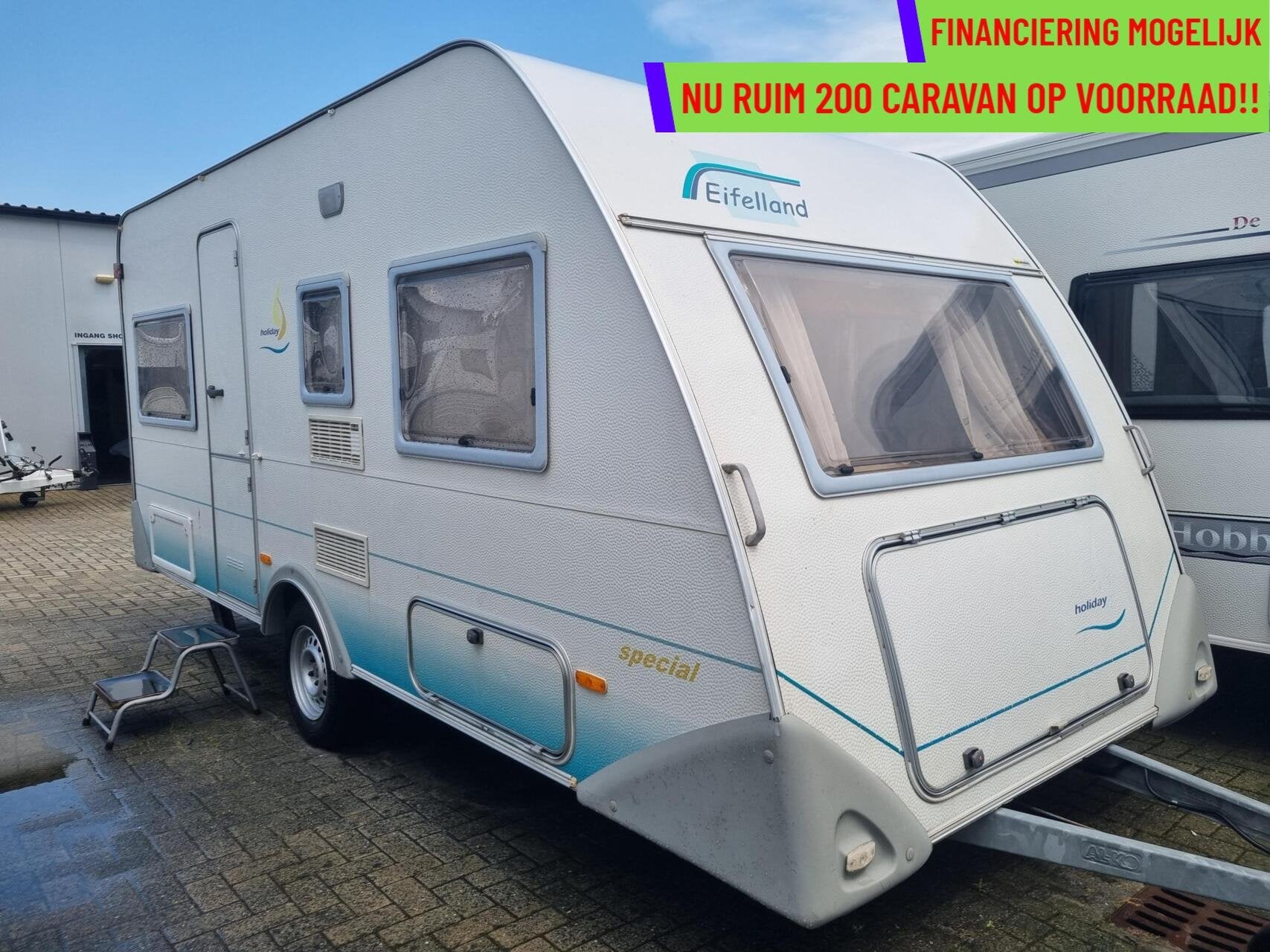 Eifelland holiday special 450 KLAP STAPELBED+LUIFEL+VOORTENT, Serviceluik, Rondzit, Bedrijf, 750 - 1000 kg