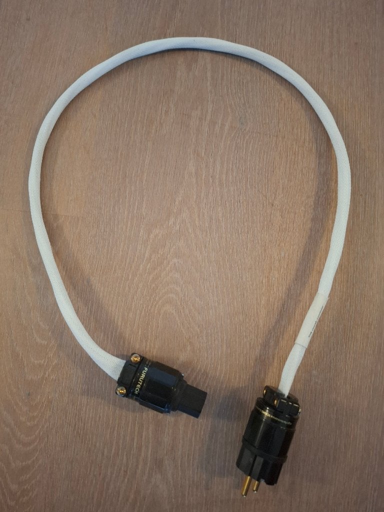 Aanrader: Chord Sarum Tuned Aray Powerchord C15 (3x), Ophalen of Verzenden, Gebruikt, Minder dan 2 meter, Overige kabels
