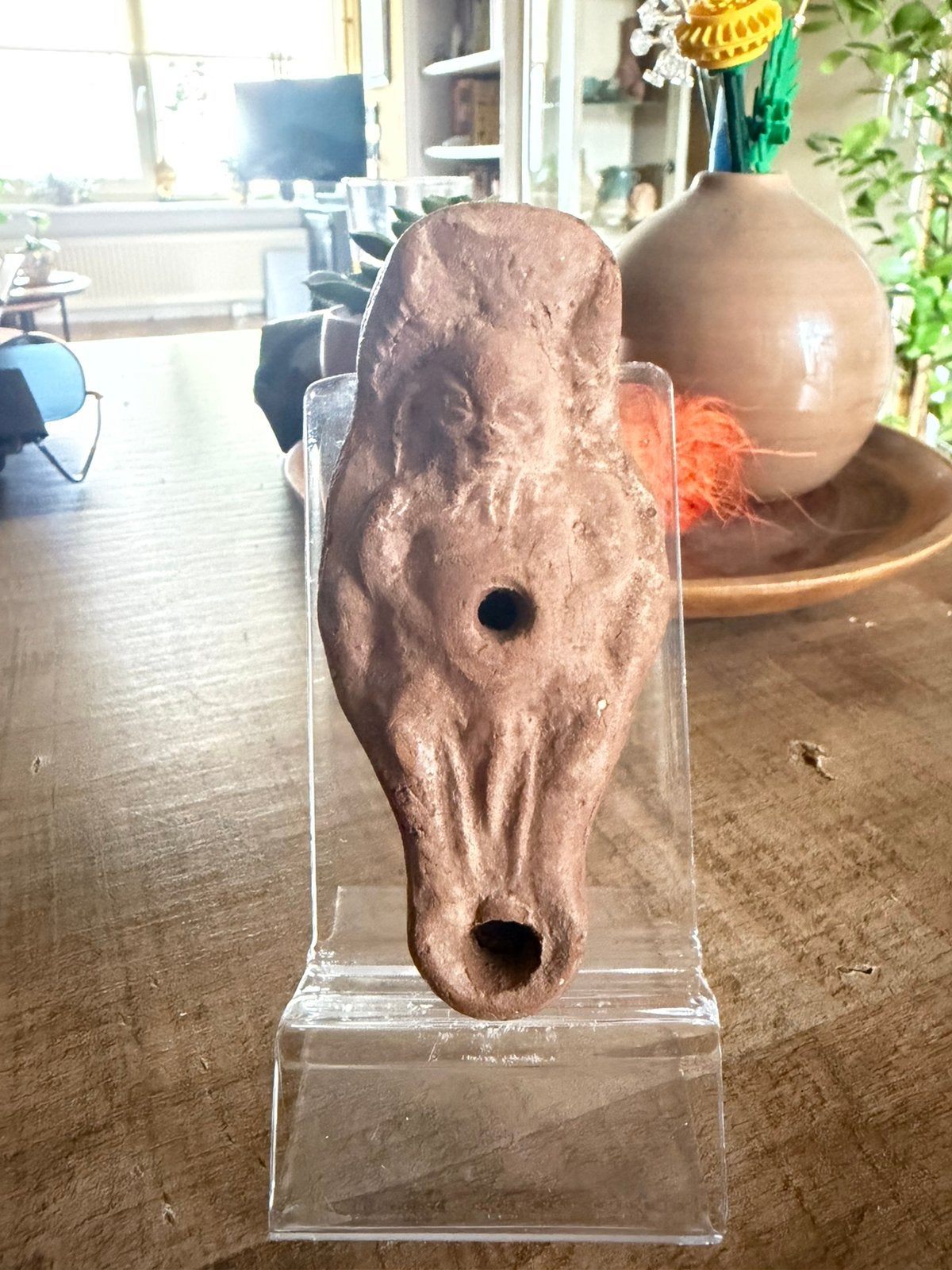 Bodemvondst Romeins/egyptische olie lamp bes, Ophalen of Verzenden