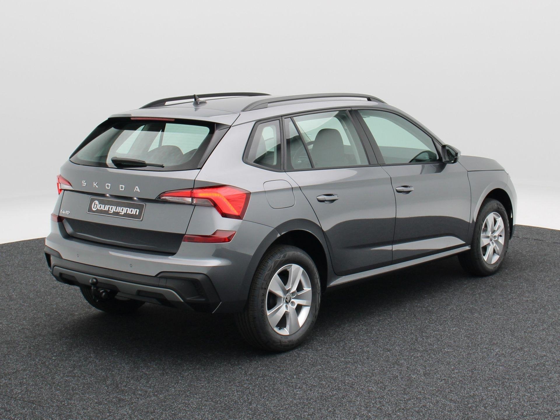 Skoda Kamiq Selection 1.0 TSI 115 PK | Automaat | Trekhaak |, Stof, Euro 6, 116 pk, Nieuw