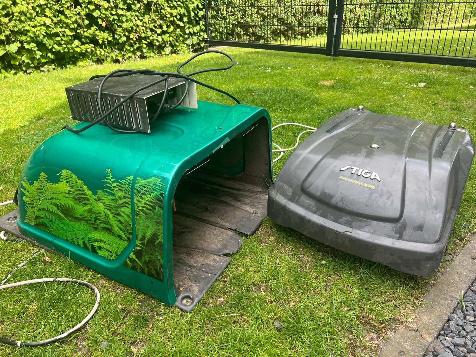 Stiga/ -Ambrogio L200 dubbele accu, Ophalen of Verzenden, Gebruikt, 20 tot 25 cm, Met regensensor