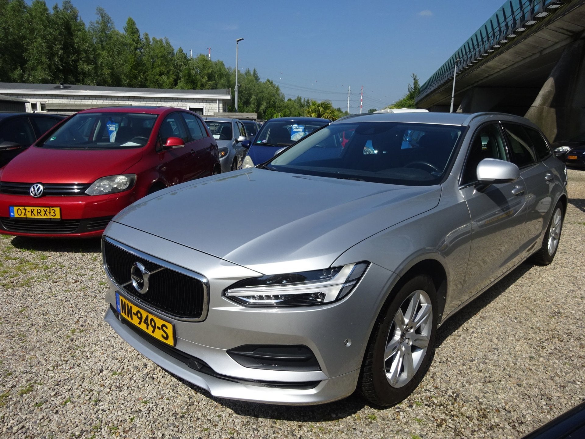 Volvo V90 2.0 D4 Momentum. Full options. o.a Cruise & climat, Euro 6, 1969 cc, 1634 kg, Diesel