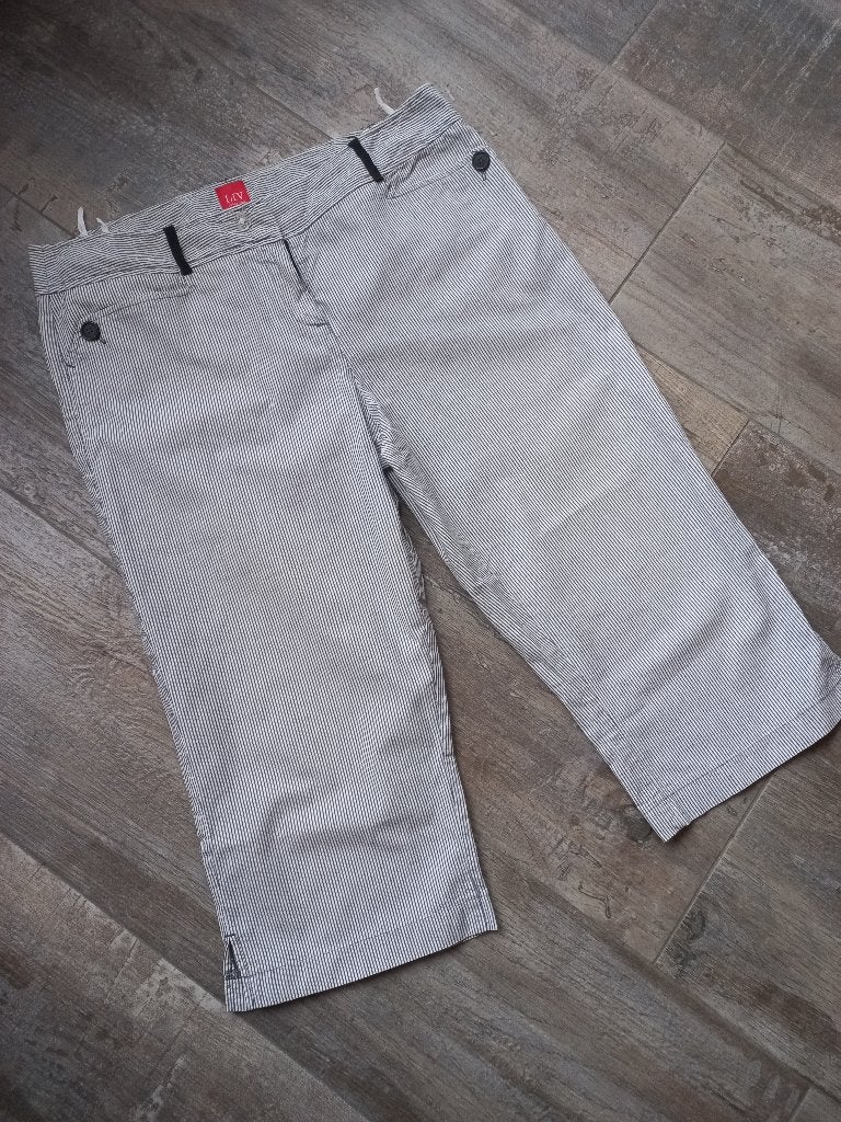 Liv broek fijn streepje 42, Overige kleuren, Maat 42/44 (L), Ophalen of Verzenden, Zo goed als nieuw