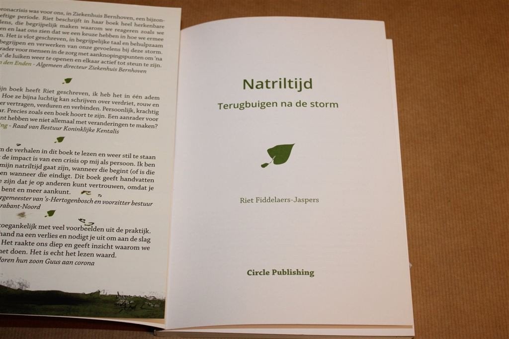 Natriltijd — Houvast na een Heftige Gebeurtenis, Ophalen of Verzenden, Zo goed als nieuw, Overige onderwerpen, Achtergrond en Informatie