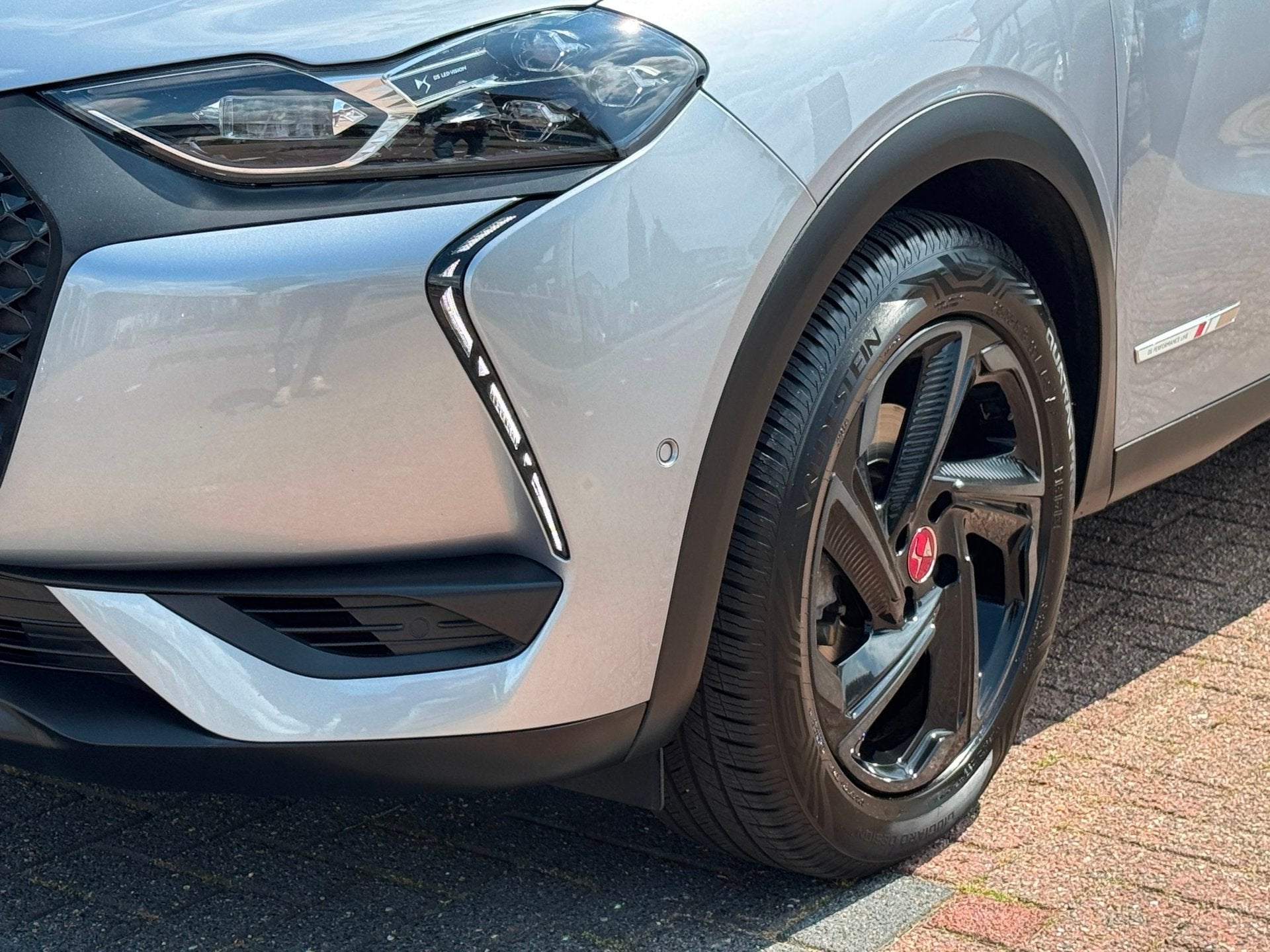 DS 3 Crossback 1.2 PureTech Performance Line AUT|NAVI|Cruise, Auto's, Gebruikt, Euro 6, 1199 cc, Leder en Stof