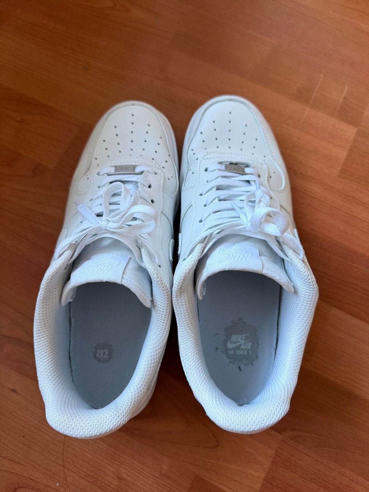 Nike Air Force 1 Low White Size EU 44, Ophalen, Zo goed als nieuw, Wit