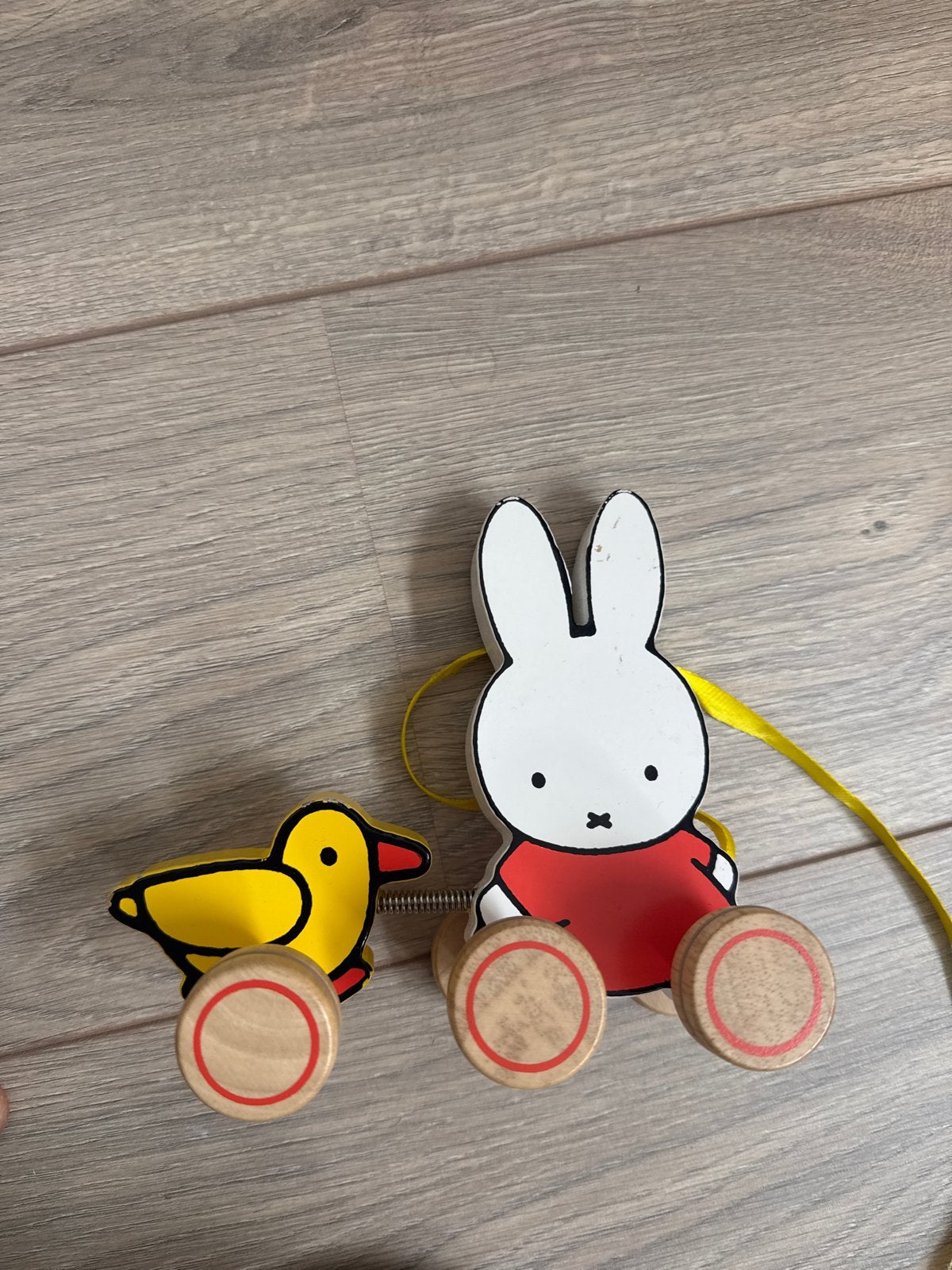Nijntje en Eend Houten Trekfiguur, Ophalen of Verzenden, Gebruikt, Overige typen, Met wieltjes