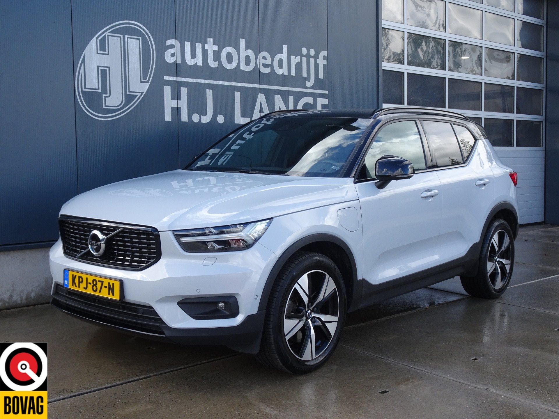 Volvo XC40 1.5 T5 Recharge R-Design (bj 2022, automaat), Auto's, 12 maanden, Leder, Bedrijf, Hybride Elektrisch/Benzine