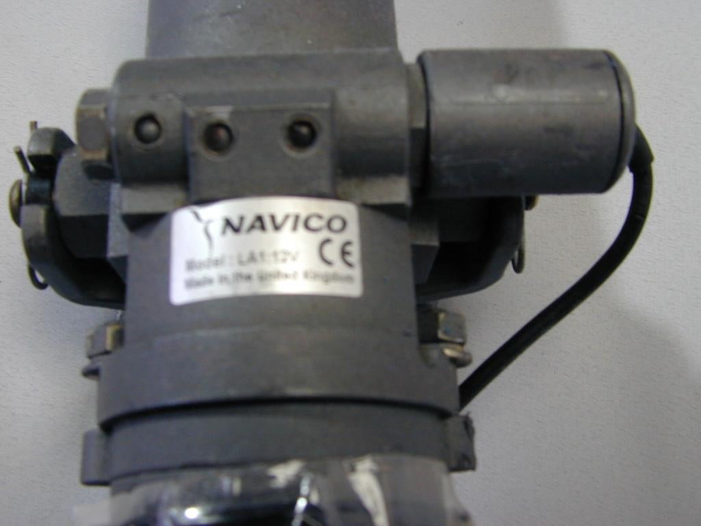 Navico La-1 hydraulische lineair drive, Watersport en Boten, Ophalen of Verzenden, Zo goed als nieuw, Radar