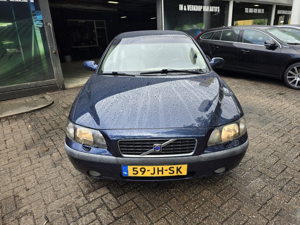 Volvo S60 2.4 Edition | NIEUWE APK | AIRCO | LEDER | LMV | S, Auto's, Volvo, Voorwielaandrijving, Gebruikt, Beige, Blauw