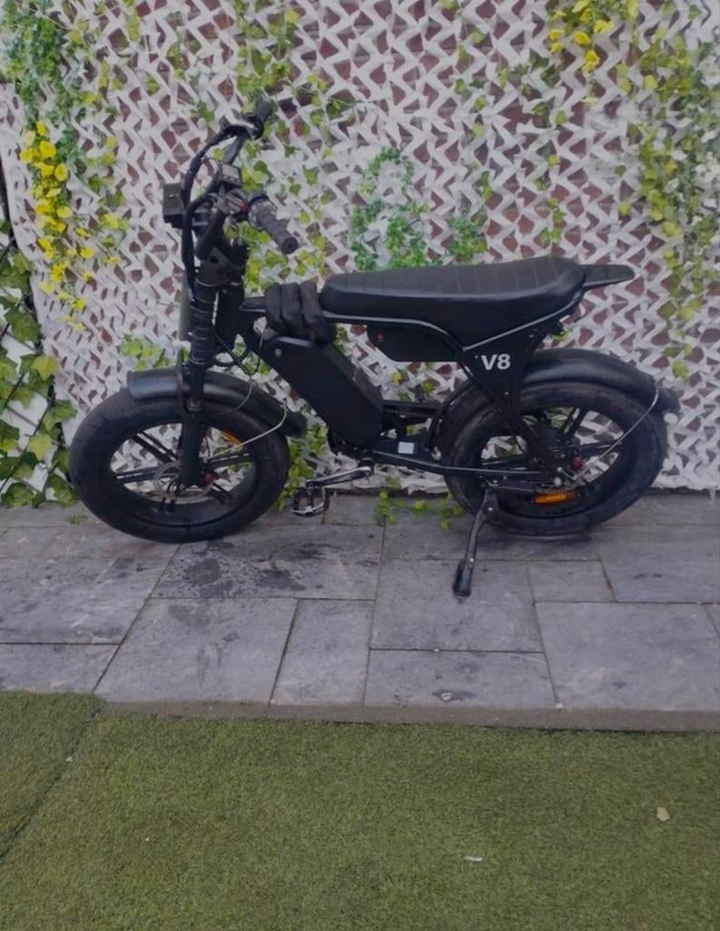 V8 Max Custom E-bike - Dubbele Accu, Grote Motor, 50/25km/u, Ophalen, Gebruikt, 50 km per accu of meer, Overige merken