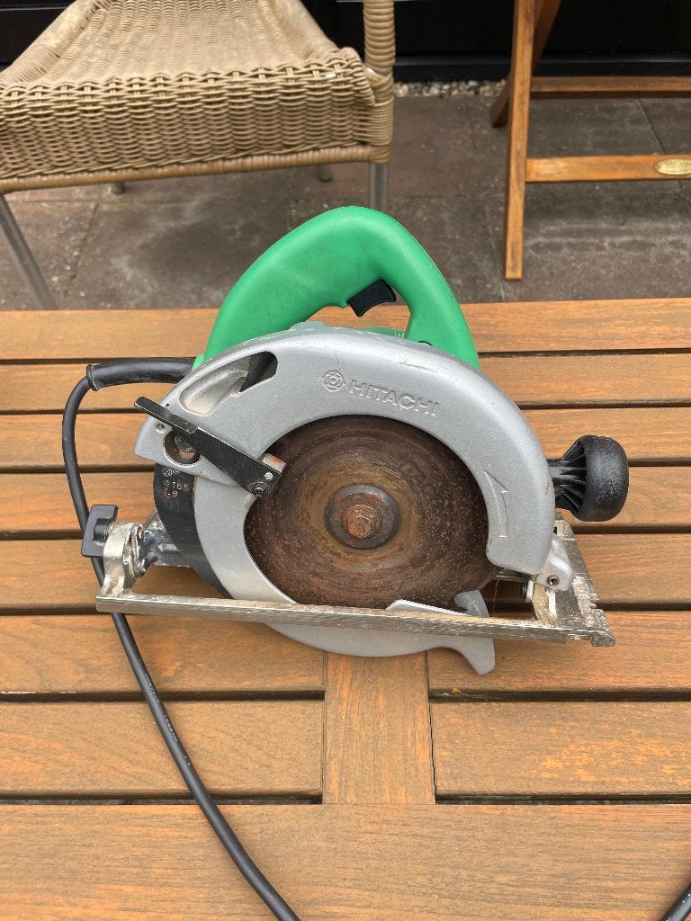 Handcirkelzaag Hitachi, Ophalen, Gebruikt, Cirkelzaag, 30 tot 70 mm
