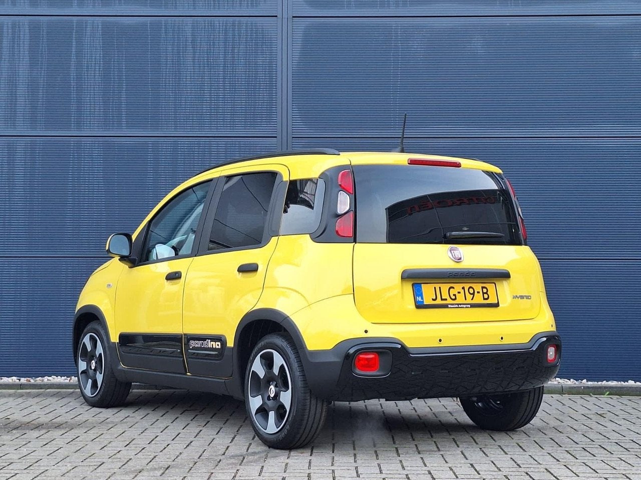 Fiat Panda 1.0 70pk Pandina | Cruise Control | Airco | Apple, Gebruikt, Panda, Bedrijf, Handgeschakeld