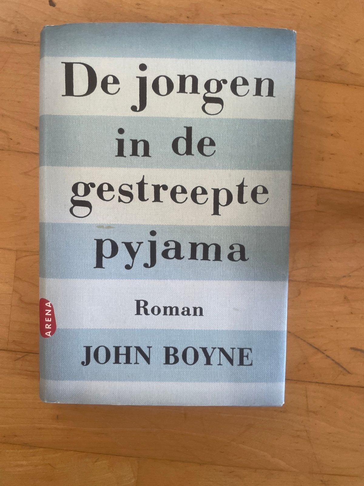 De jongen in de gestreepte pyjama - John Boyne, Ophalen of Verzenden, Gelezen, Europa overig