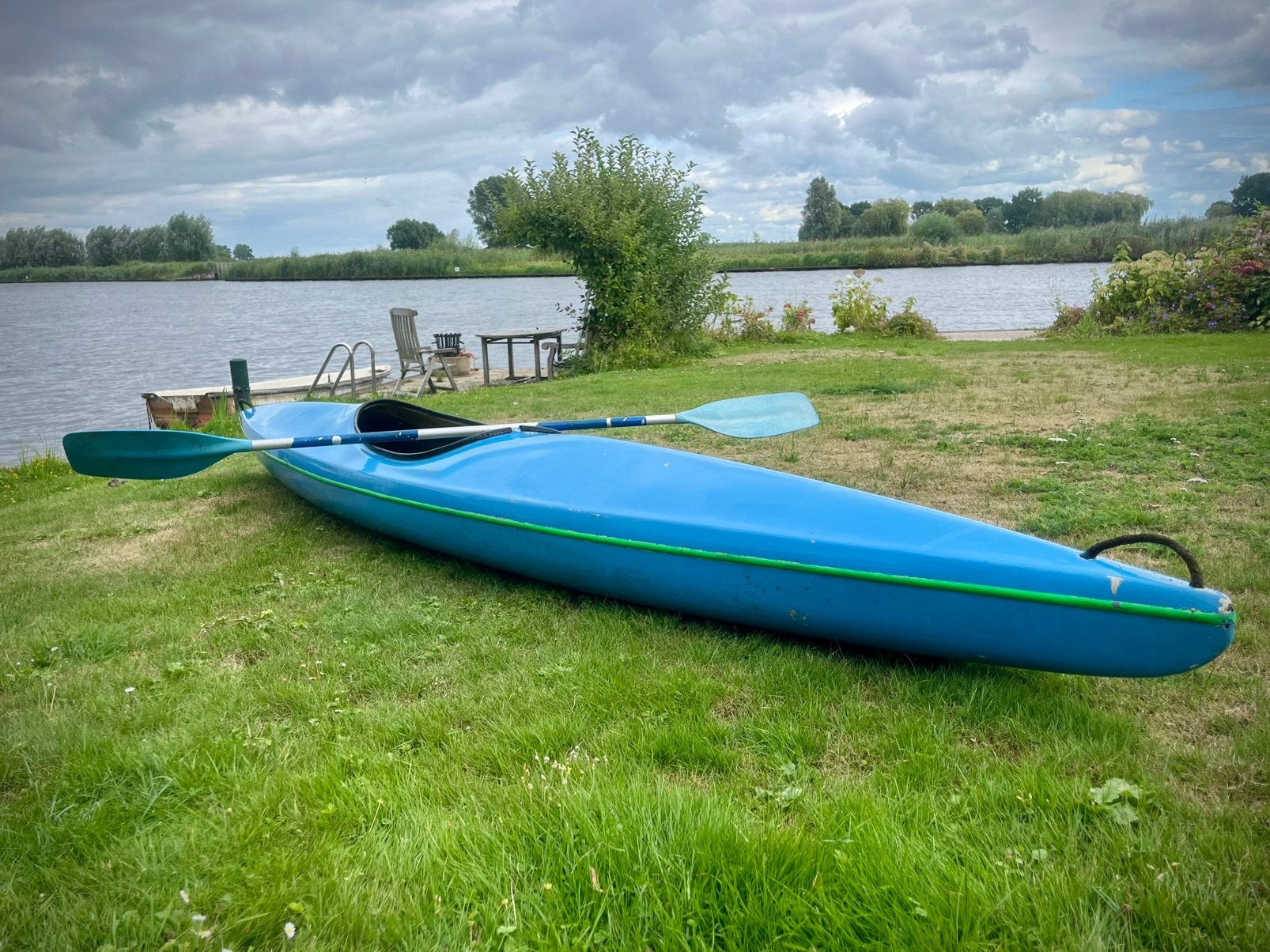 Eénpersoons toerkajak polyster 430 cm | kajak + peddel, Watersport en Boten, Kano's, Ophalen, Gebruikt, Eén persoon, Met peddels