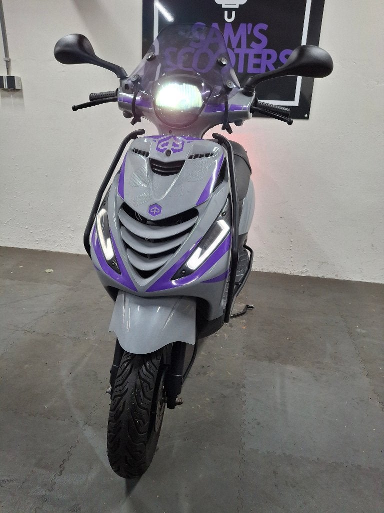 Piaggio Zip | 2020 | 9.031 KM | 45 KM | 6 Mnd Garantie, Fietsen en Brommers, Scooters | Piaggio, Ophalen, Gebruikt, Maximaal 45 km/u