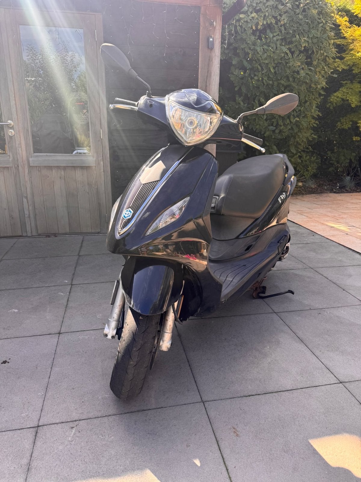 Foto 7 van Piaggio Fly Scooter - Goed onderhouden, 35-40 km/u