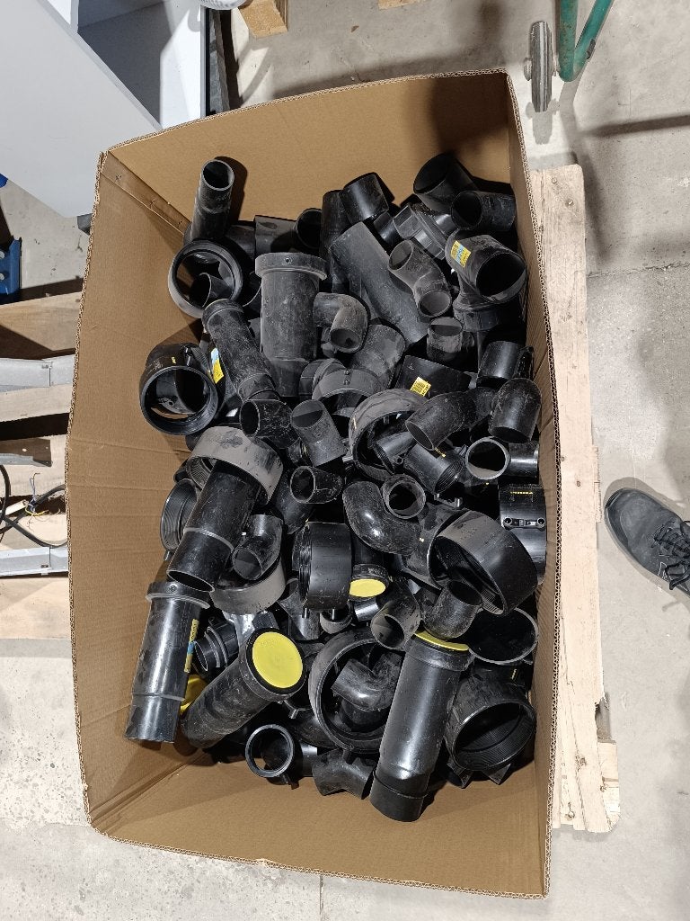 Geberit PE Hulpstukken – Complete Palletpartij, Ophalen, Pvc, Overige typen, Zo goed als nieuw