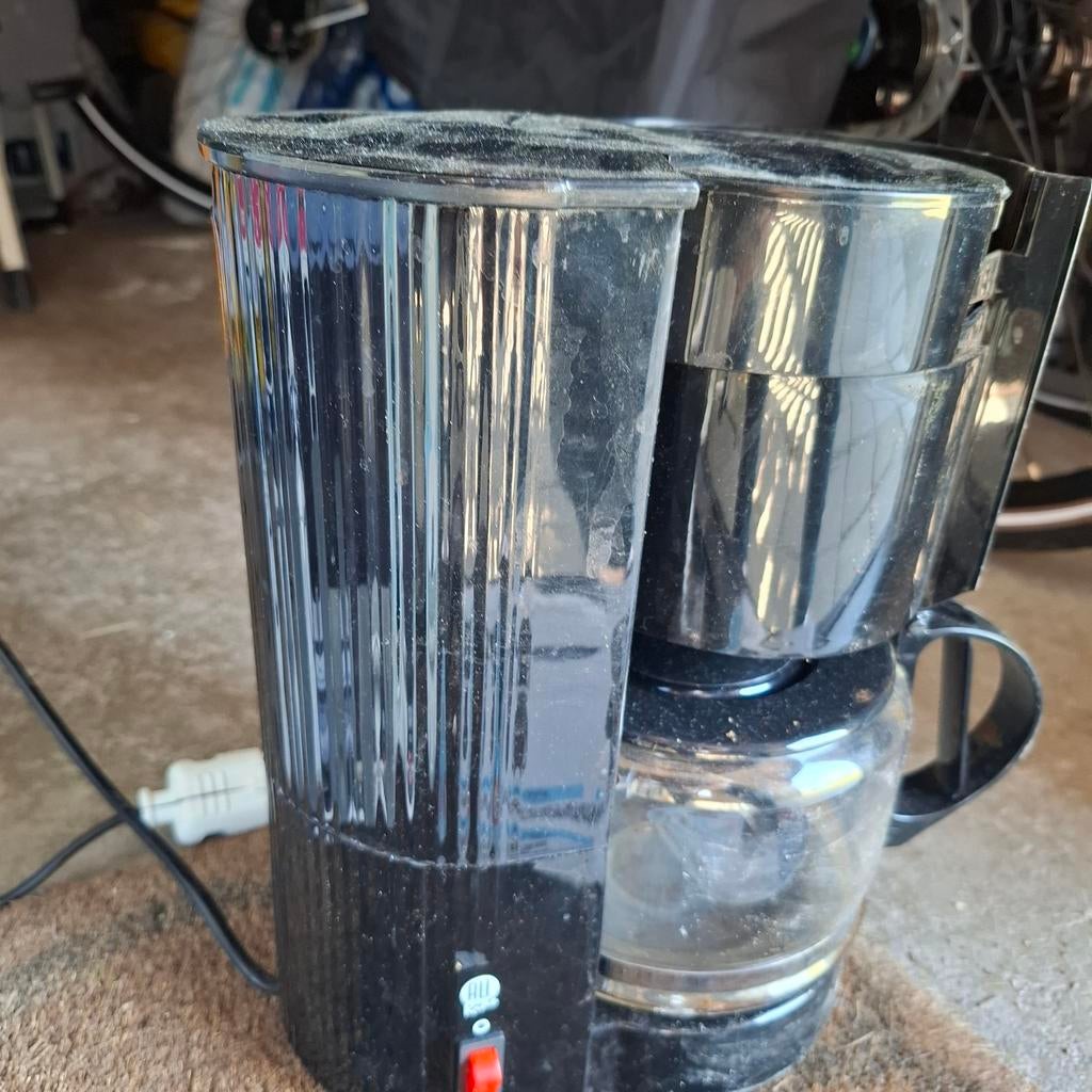 24V Koffiemachine - Zo goed als nieuw, Witgoed en Apparatuur, Koffiezetapparaten, Ophalen, 10 kopjes of meer, Koffiemachine, Gemalen koffie