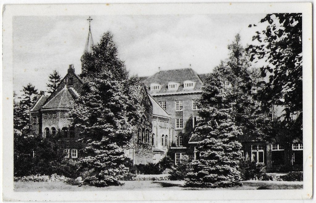 Vught retraitehuis Loyola oude gelopen Ansichtkaart B3097, Verzamelen, Ophalen of Verzenden, 1940 tot 1960, Gelopen, Noord-Brabant
