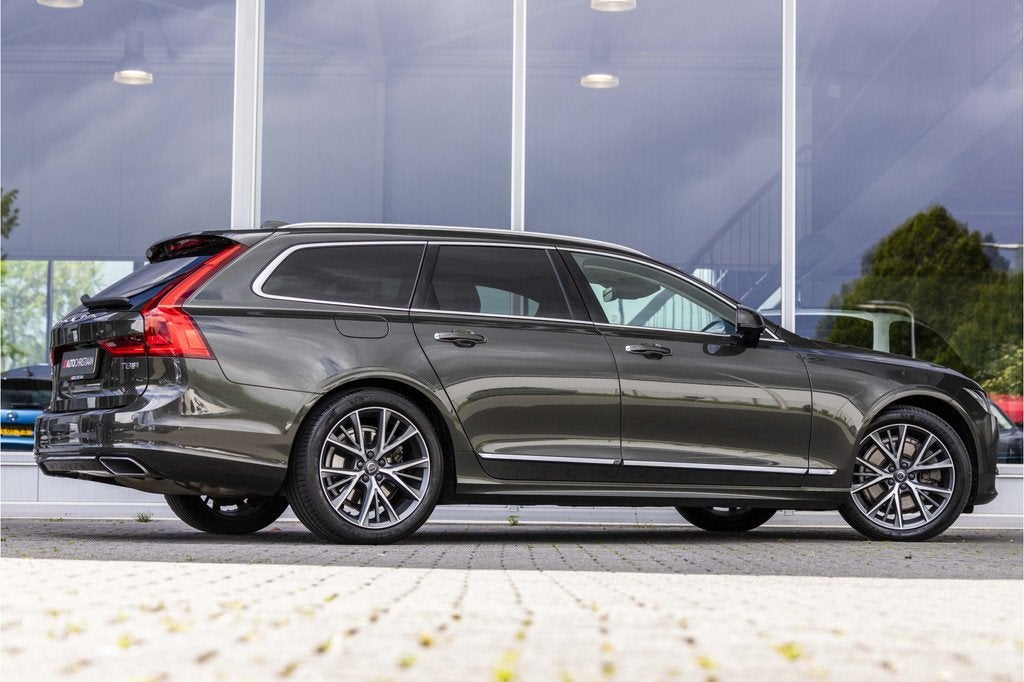 Volvo V90 2.0 T8 AWD Inscription | Pano | Harman Kardon | St, Auto's, Volvo, 12 maanden, 4 cilinders, 120 €/maand, Vierwielaandrijving