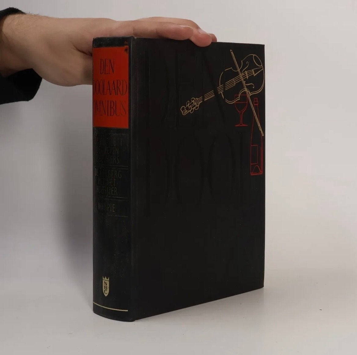 A. Den Doolaard Omnibus - De Bruiloft der Zeven Zigeuners, Ophalen of Verzenden, Gelezen