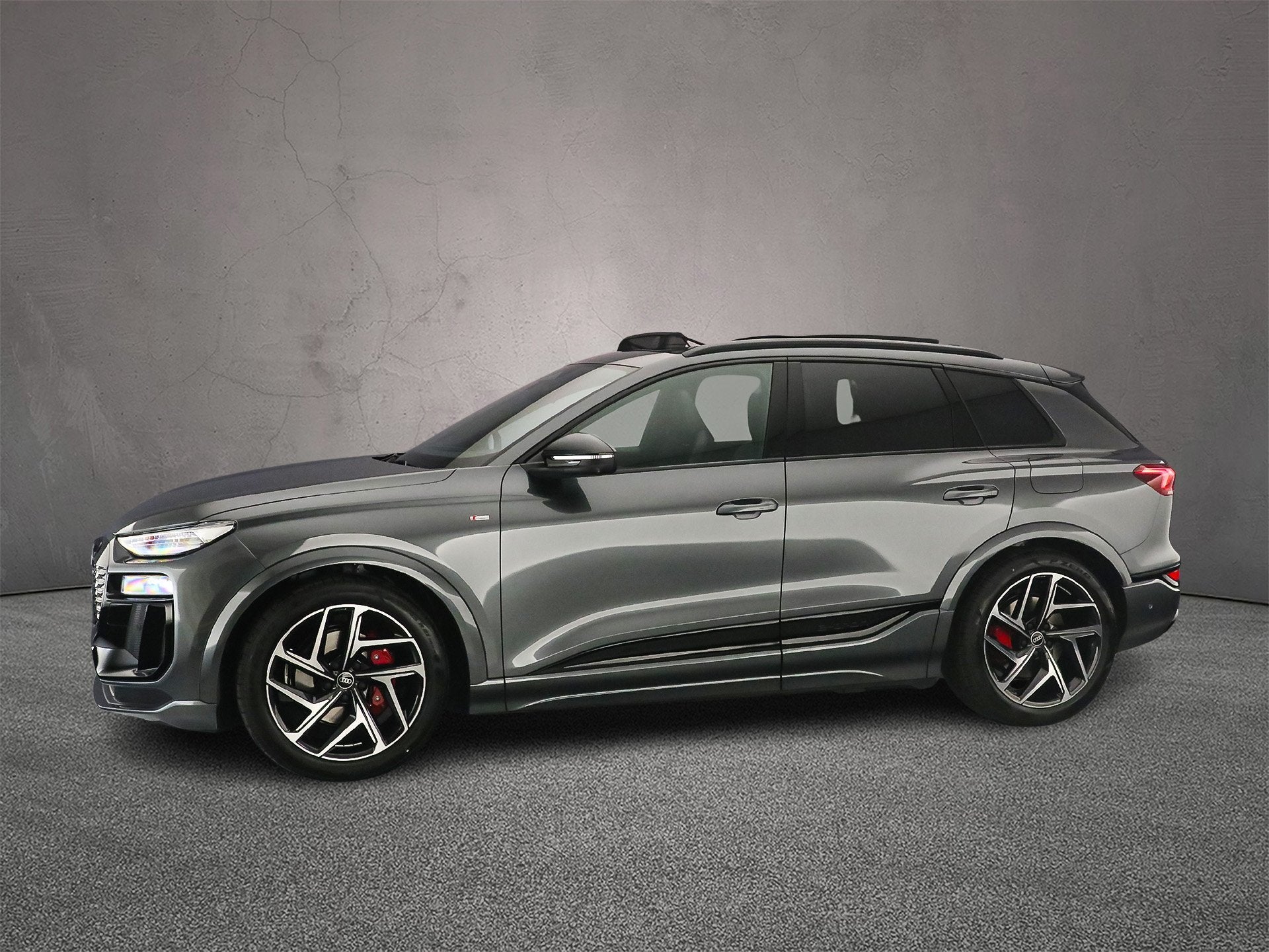 Audi Q6 e-tron, Auto's, Audi, Automaat, Euro 6, 553 km, SUV of Terreinwagen