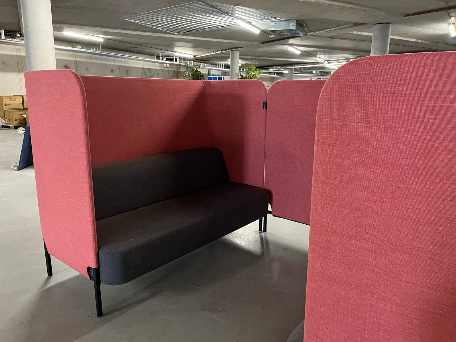 Akoestische vergaderbank duo - kleur steen rood grijs, Vergader- of Presentatieruimte, Ophalen, Gebruikt, Overige typen