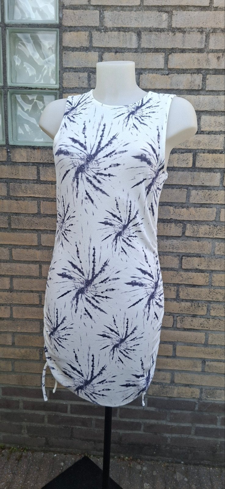 Strandjurkje Divided H&M maat M.
Gebroken wit met motief, Maat 38/40 (M), Wit, H&M Divided, Ophalen of Verzenden