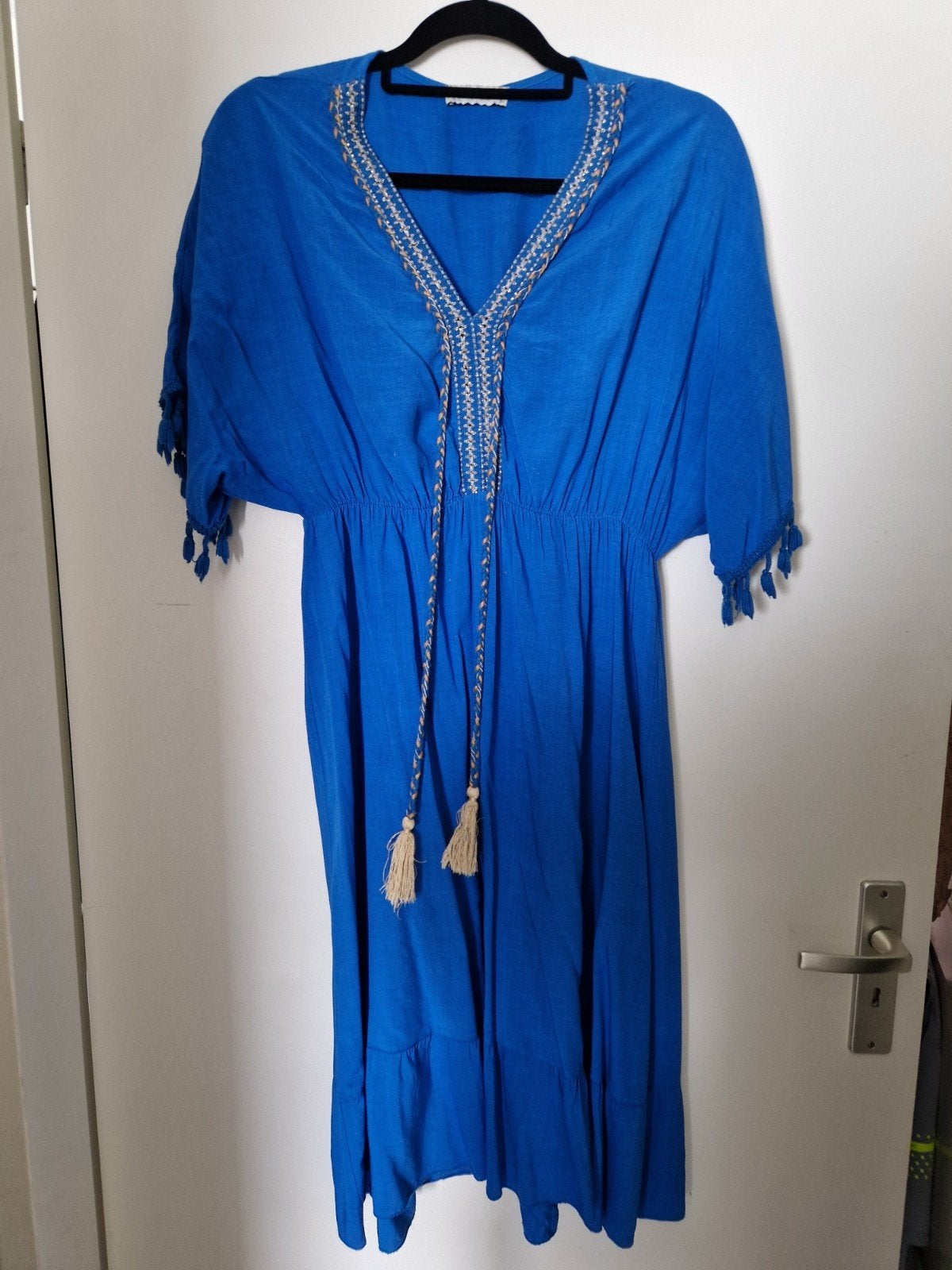 Leuk blauw jurkje van In Shape, maat S, Kleding | Dames, Jurken, Blauw, Ophalen of Verzenden, Zo goed als nieuw, Knielengte