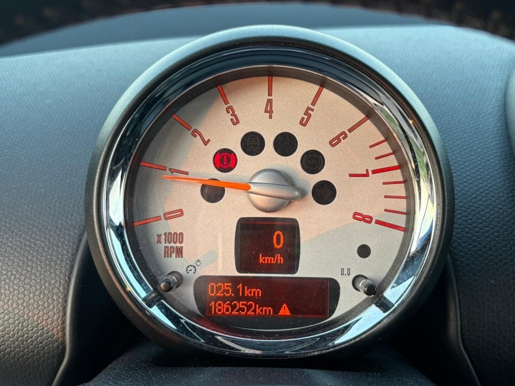 Foto 17 van MINI Countryman 1.6 Cooper Chili NW APK LEDER STOELVERW ORG