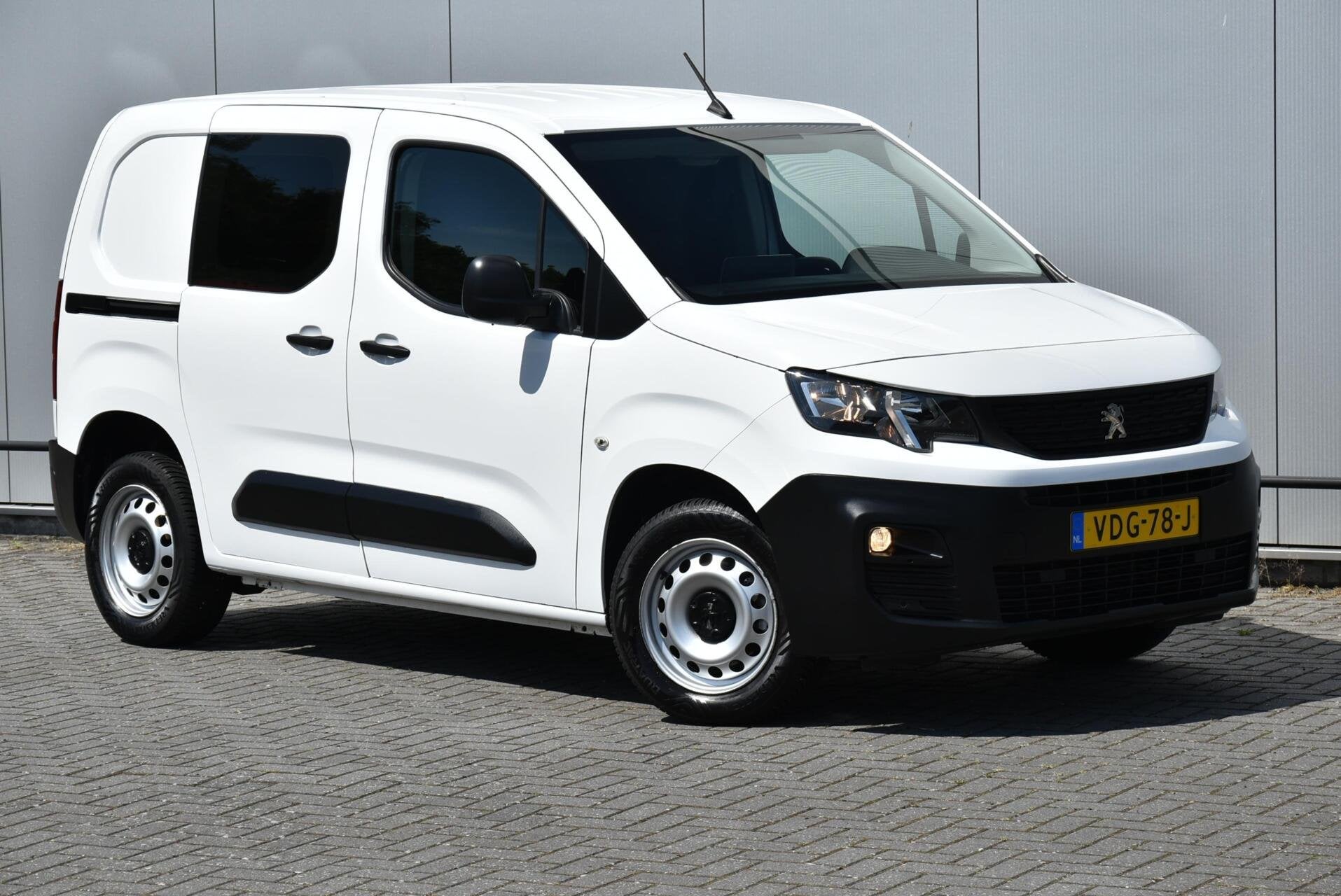 Peugeot Partner 1.5 BlueHDI Airco Cruise Camera PDC Euro 6, Voorwielaandrijving, Stof, Gebruikt, 4 cilinders