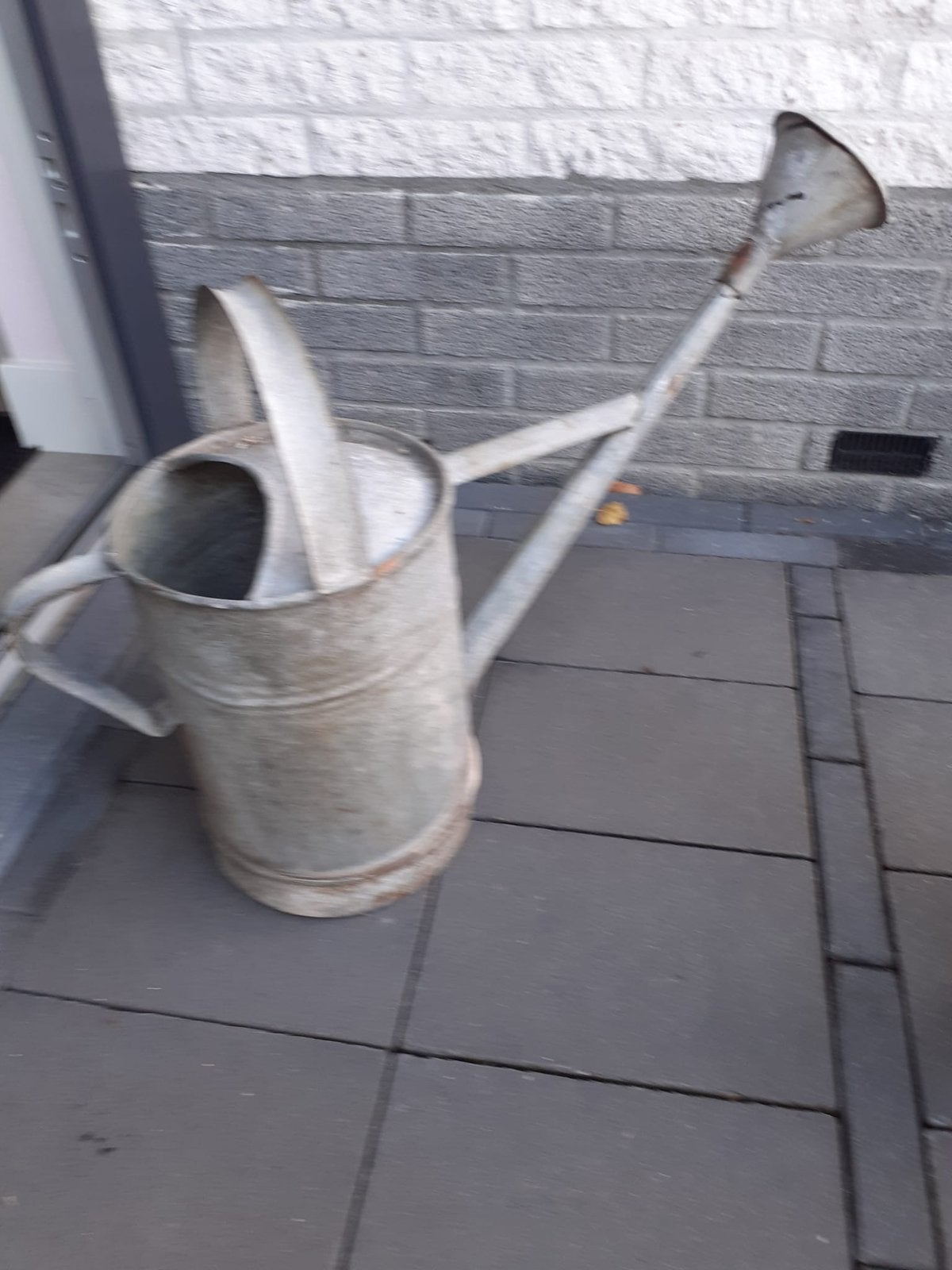 Zinken gieter, Ophalen, Gebruikt, Metaal