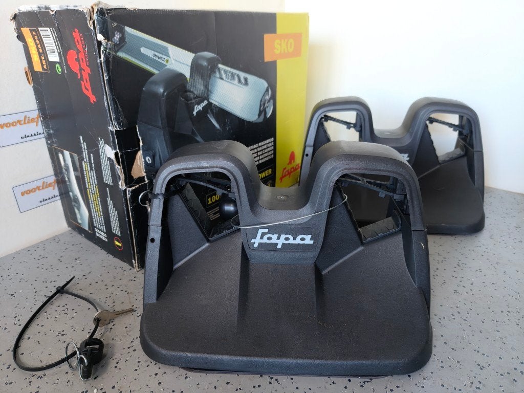 Fapa 3A997, magnetische dakdragers voor ski's, Auto diversen, Dakdragers, Ophalen of Verzenden, Zo goed als nieuw, Fapa, /