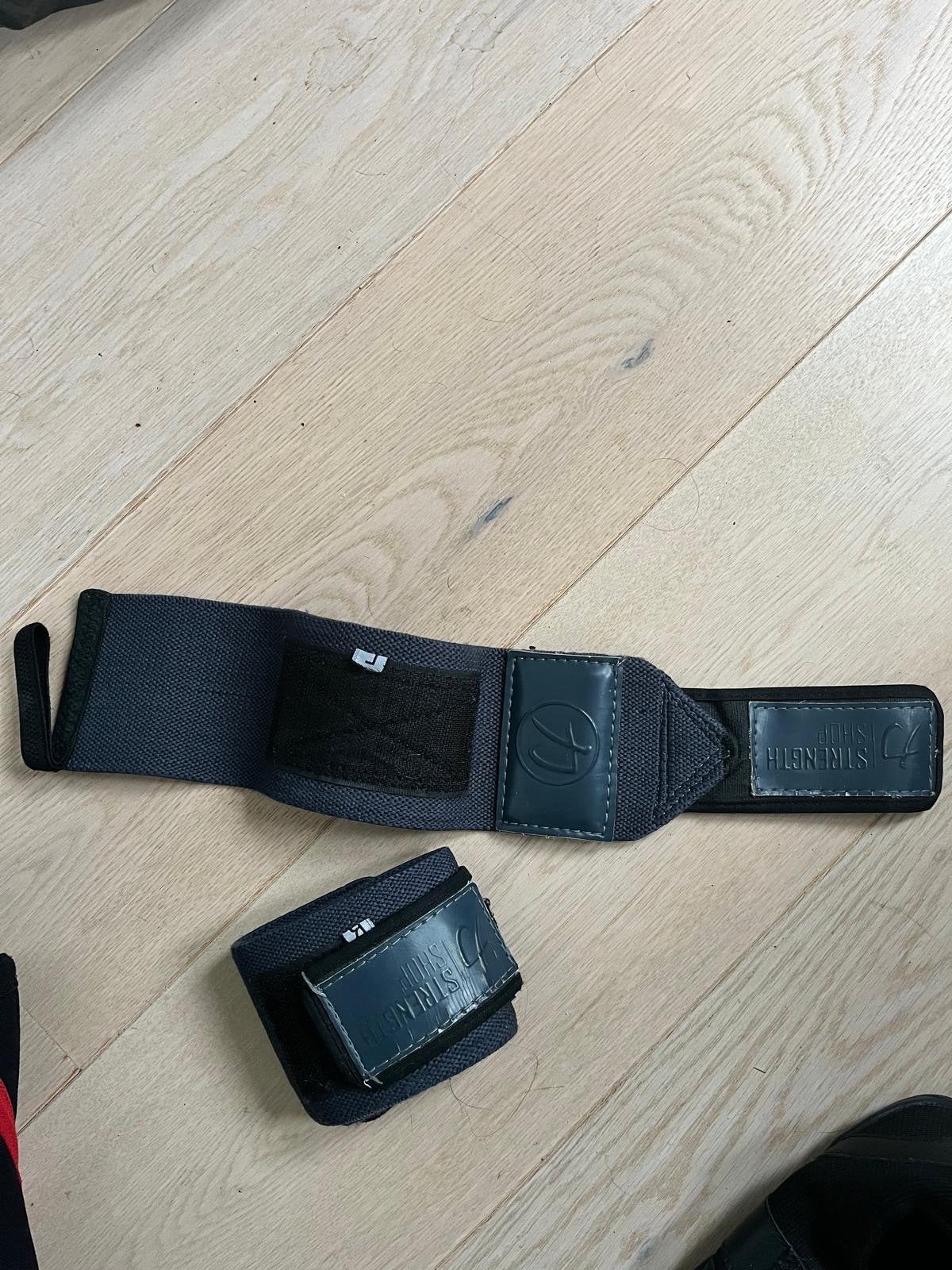 Notorious Strength Wrist Wraps - Korte Versie, Ophalen, Gebruikt, Overige typen