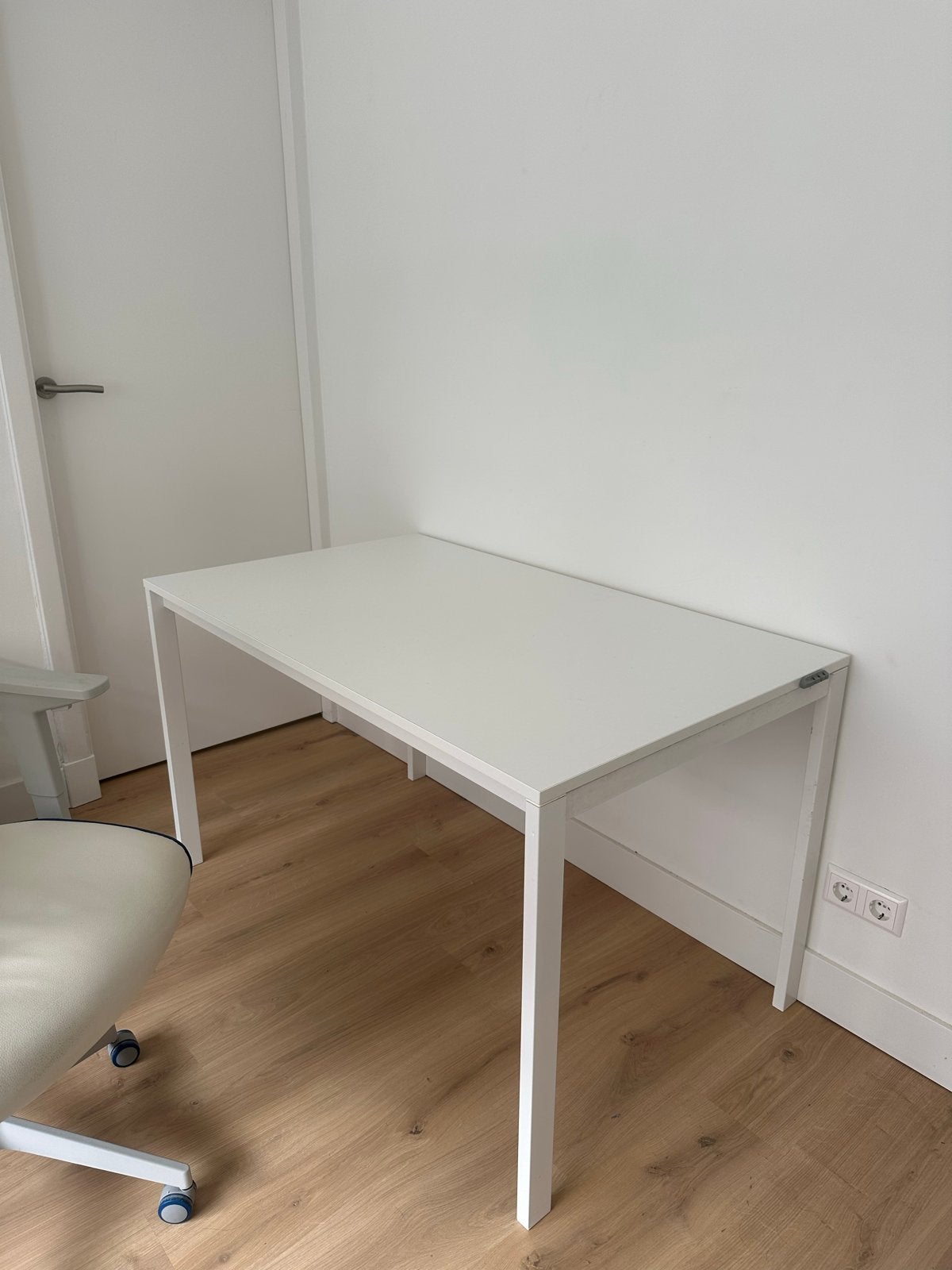Wit bureau/eettafel - 120x74 cm, Overige materialen, Gebruikt, 100 tot 150 cm, Tot twee personen