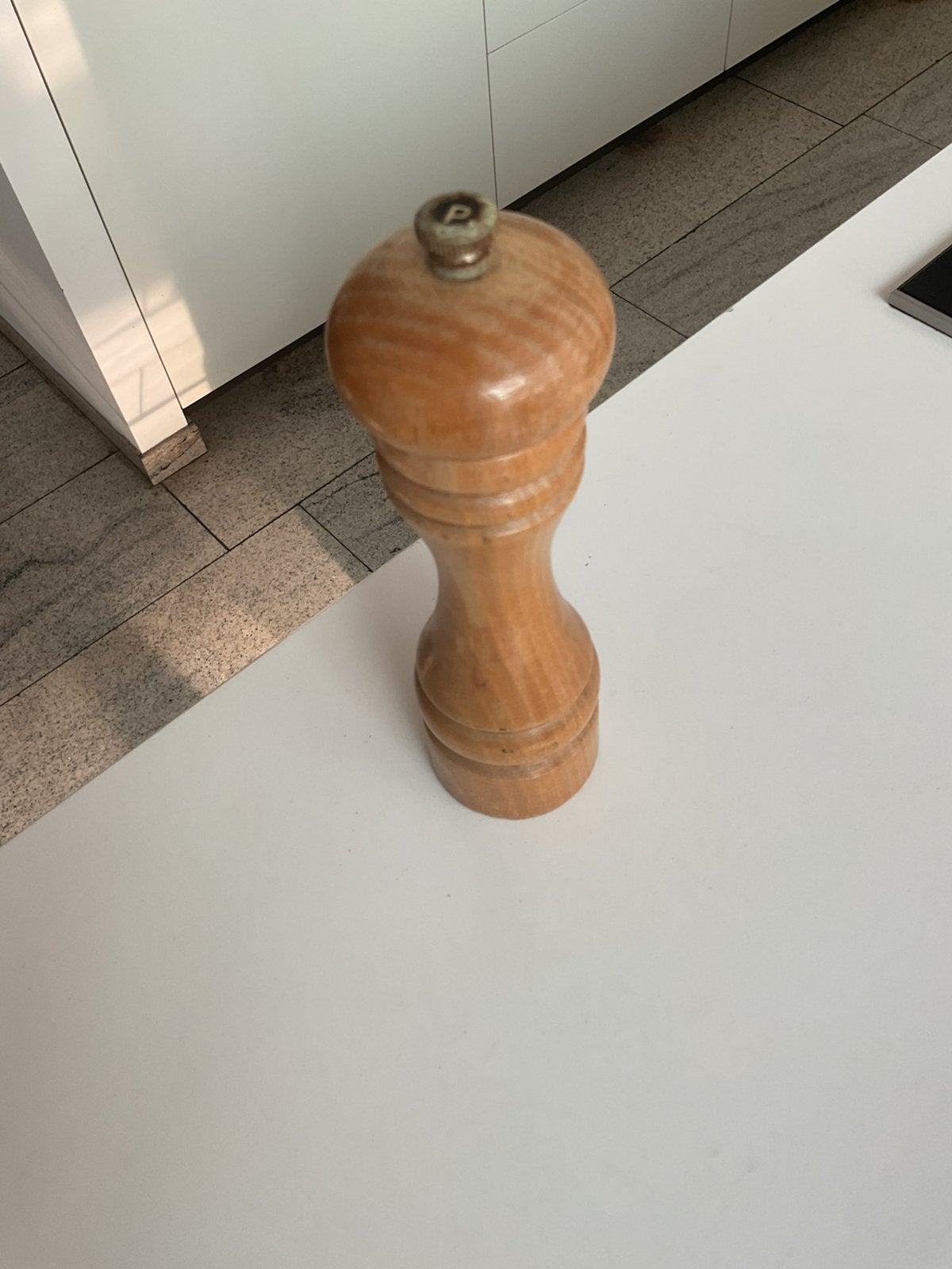 Houten pepermolen Morel Design, Huis en Inrichting, Ophalen, Gebruikt