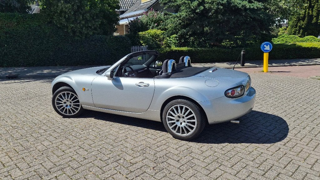 Mazda MX-5 1.8 Touring 2006 Grijs, Auto's, Zwart, 4 cilinders, Cabriolet, 1055 kg