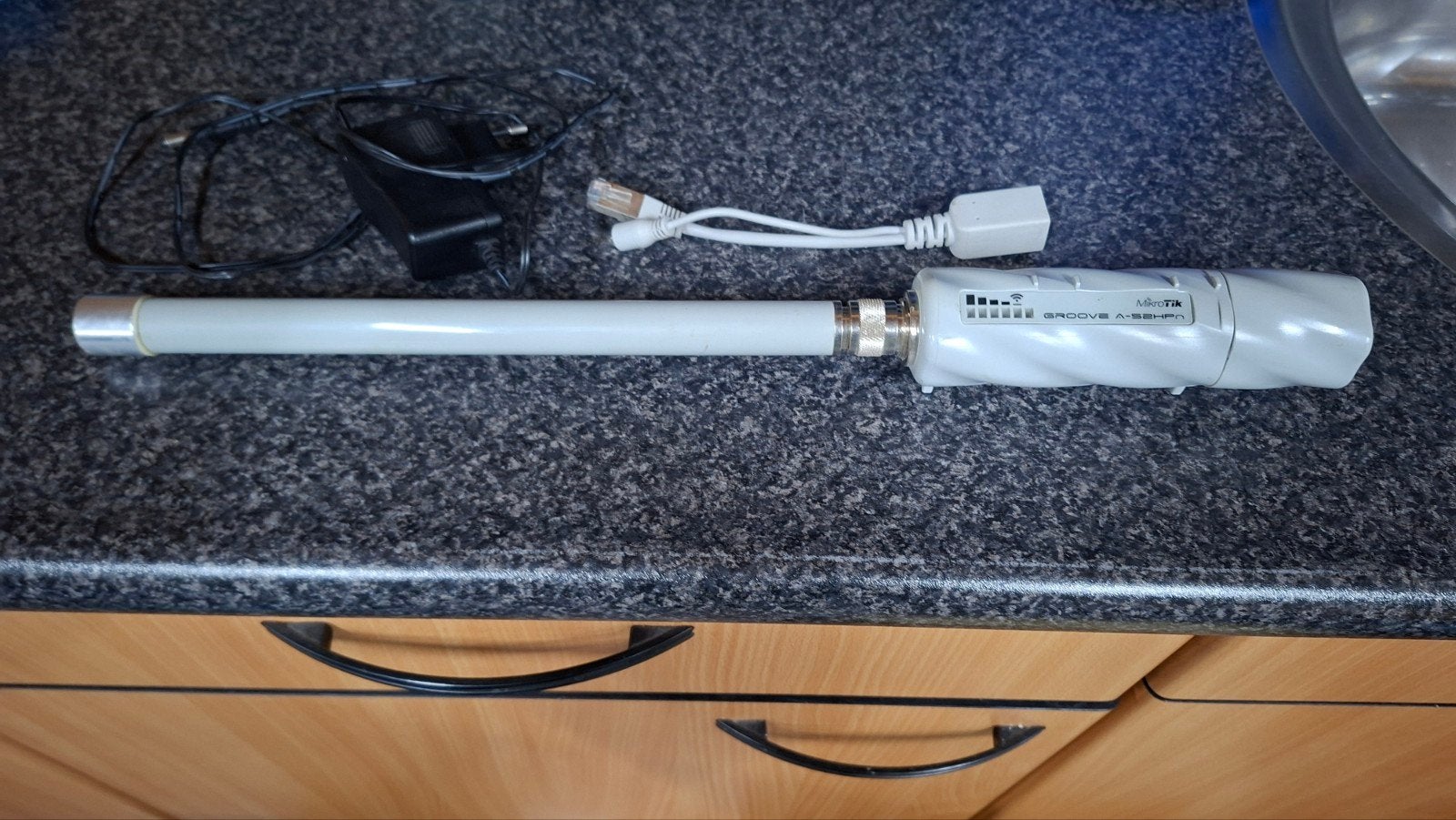 MikroTik Groove A-52HPn Outdoor Router/AP met antenne, Ophalen of Verzenden, Gebruikt, Router, MikroTik