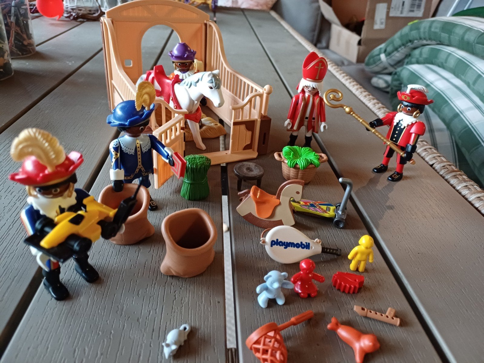 Playmobil Sinterklaas Zwarte Pieten + stal Americo, Ophalen of Verzenden