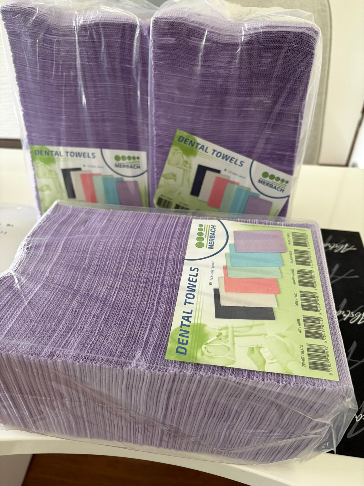 Dental towels / pedicure / nagelstyliste, Ophalen, Zo goed als nieuw