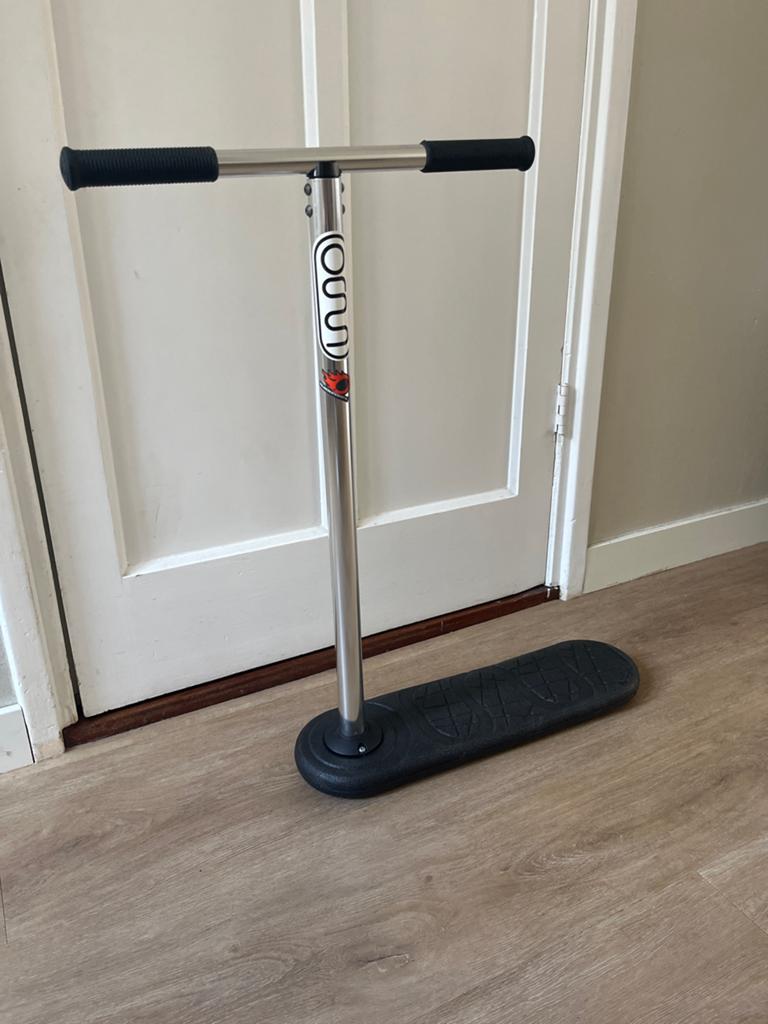 Indoor Scooter - Trampoline Step (OMN), Fietsen en Brommers, Steps, Zo goed als nieuw, Overige typen, Ophalen of Verzenden